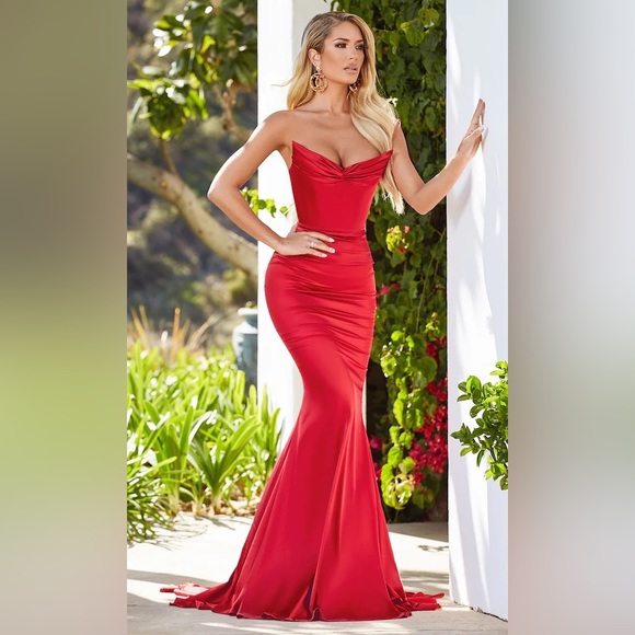 Dresses & Skirts - Moda Glam Boutique